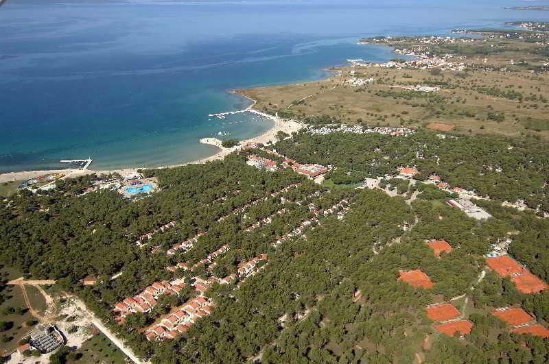 Apartment Holiday Village Zaton Нин Экстерьер фото