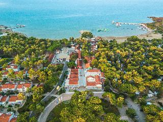 Apartment Holiday Village Zaton Нин Экстерьер фото